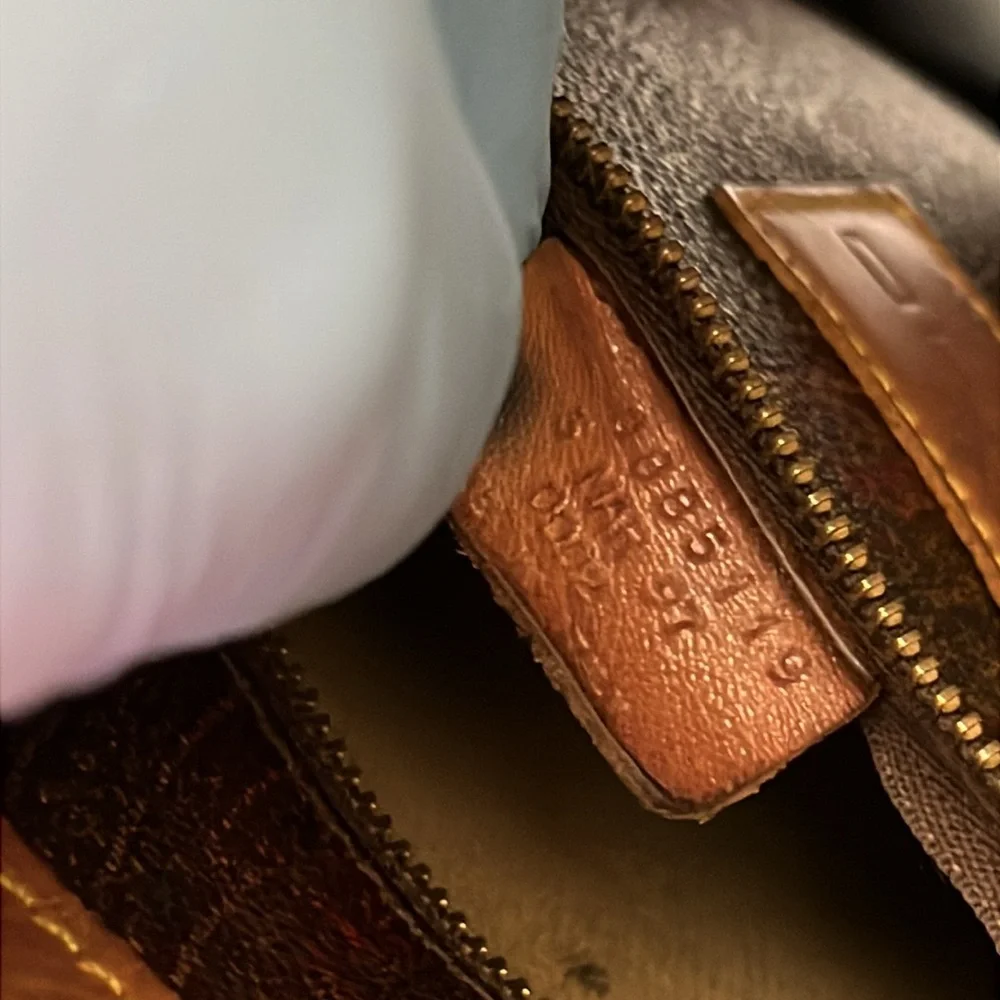 ETRO SPEEDY TRAVEL BAG IN GUC WITH LOCK AND KEY - Picture 16 of 17